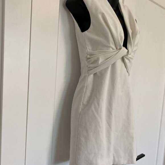 NWOT Zara White‎ Mini Dress V-neck With Shoulder Pads Event Grad Dress Size XS - Picture 3 of 7